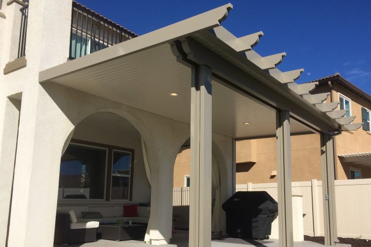 How much does an aluminum patio cover cost?